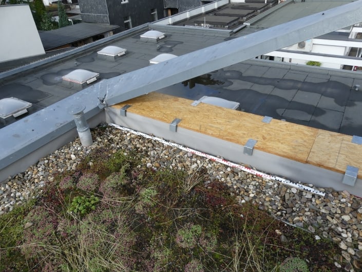 Gutachten am Bau - Sachverständiger für Metallarbeiten am Dach